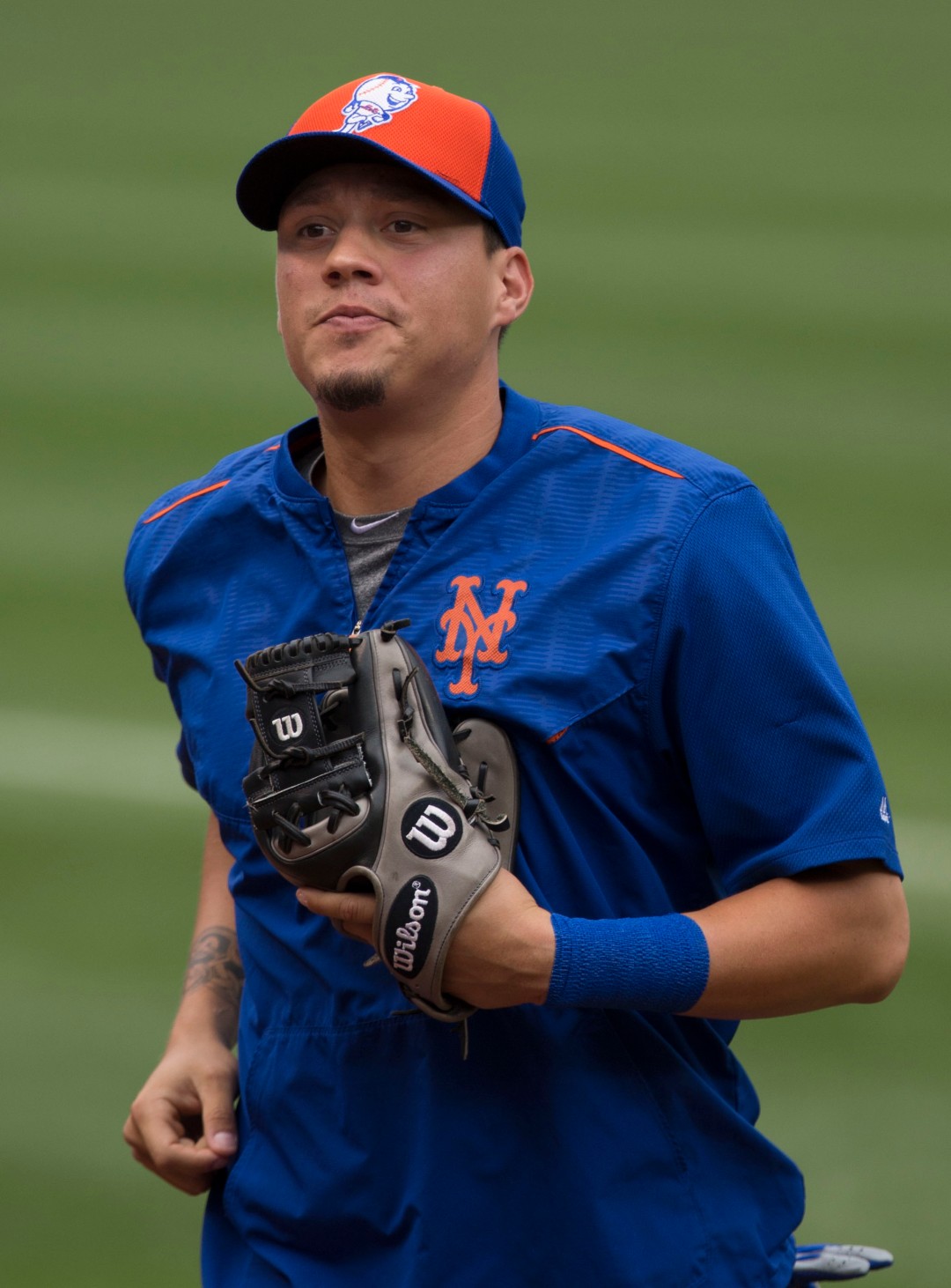 The Giants Mets Wilmer Flores getting some sprints in before a baseball game